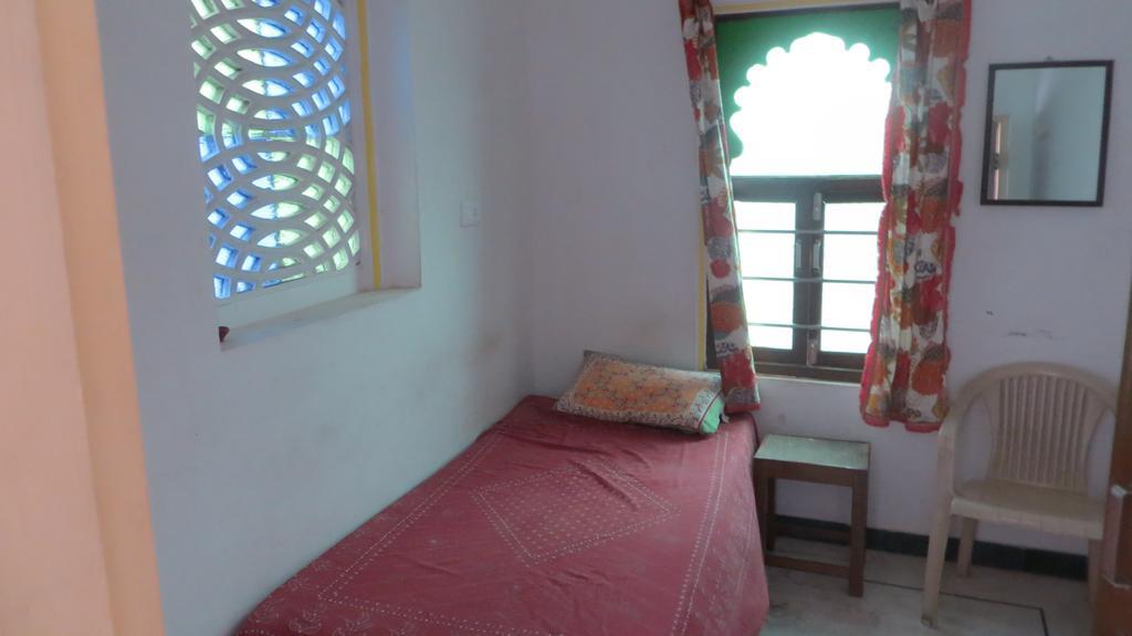 Udai Haveli Guest House Udaipur Zimmer foto